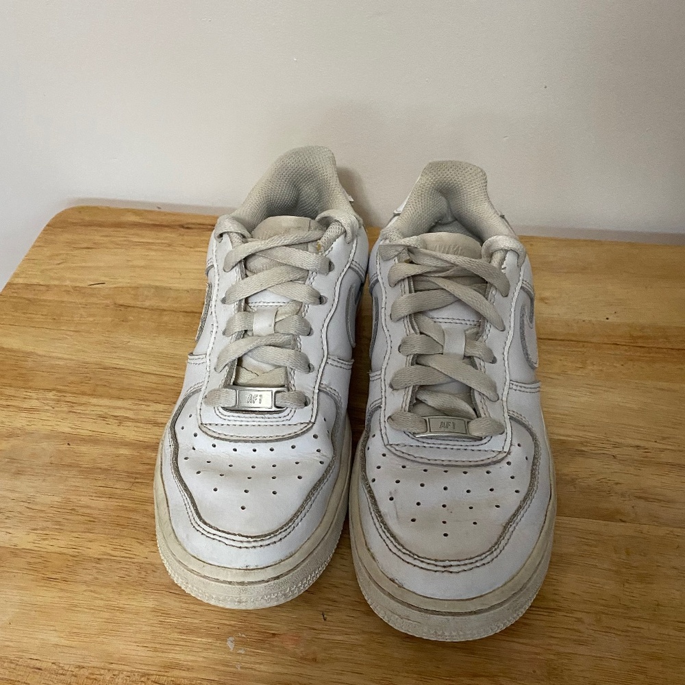 Nike Air Force White/White Big Kids DH2920-111 Sz 4Y